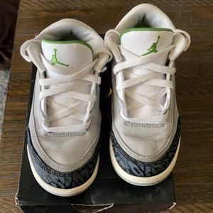 Jordan 3 Retro Toddler size 10c